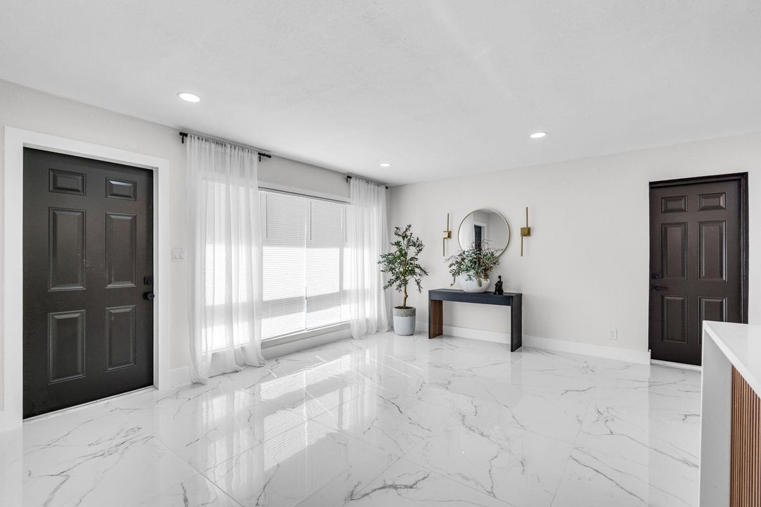 For Sale: $529,900 (3 beds, 2 baths, 1400 Square Feet)