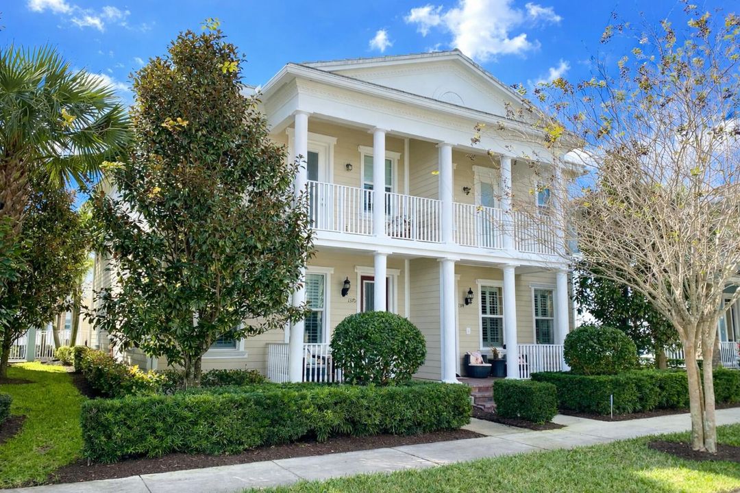 For Rent: $4,300 (3 beds, 2 baths, 1890 Square Feet)