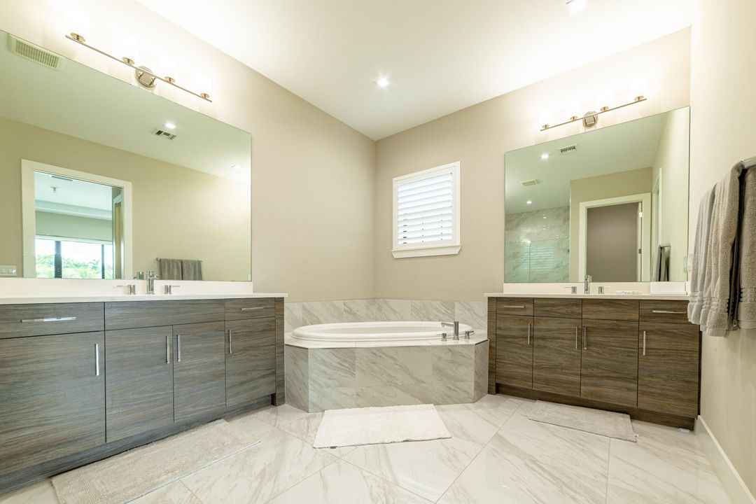 For Rent: $14,000 (4 beds, 3 baths, 3260 Square Feet)