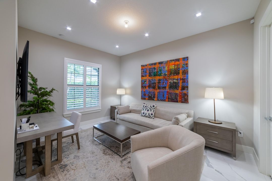 For Rent: $14,000 (4 beds, 3 baths, 3260 Square Feet)