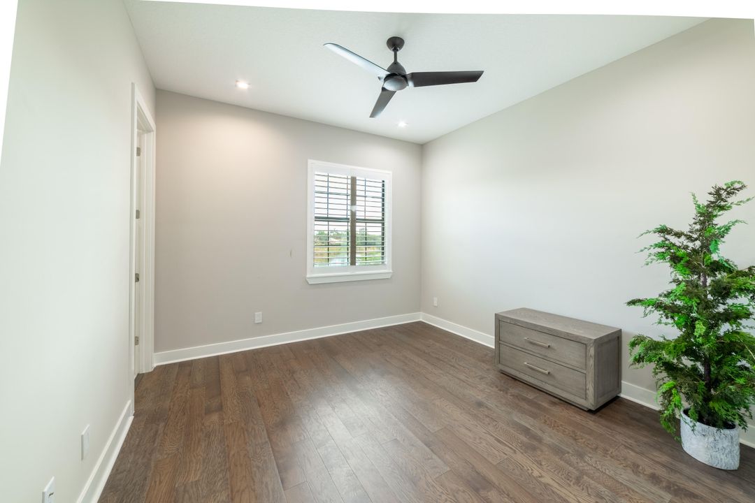 For Rent: $14,000 (4 beds, 3 baths, 3260 Square Feet)