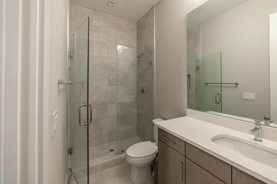 For Rent: $14,000 (4 beds, 3 baths, 3260 Square Feet)