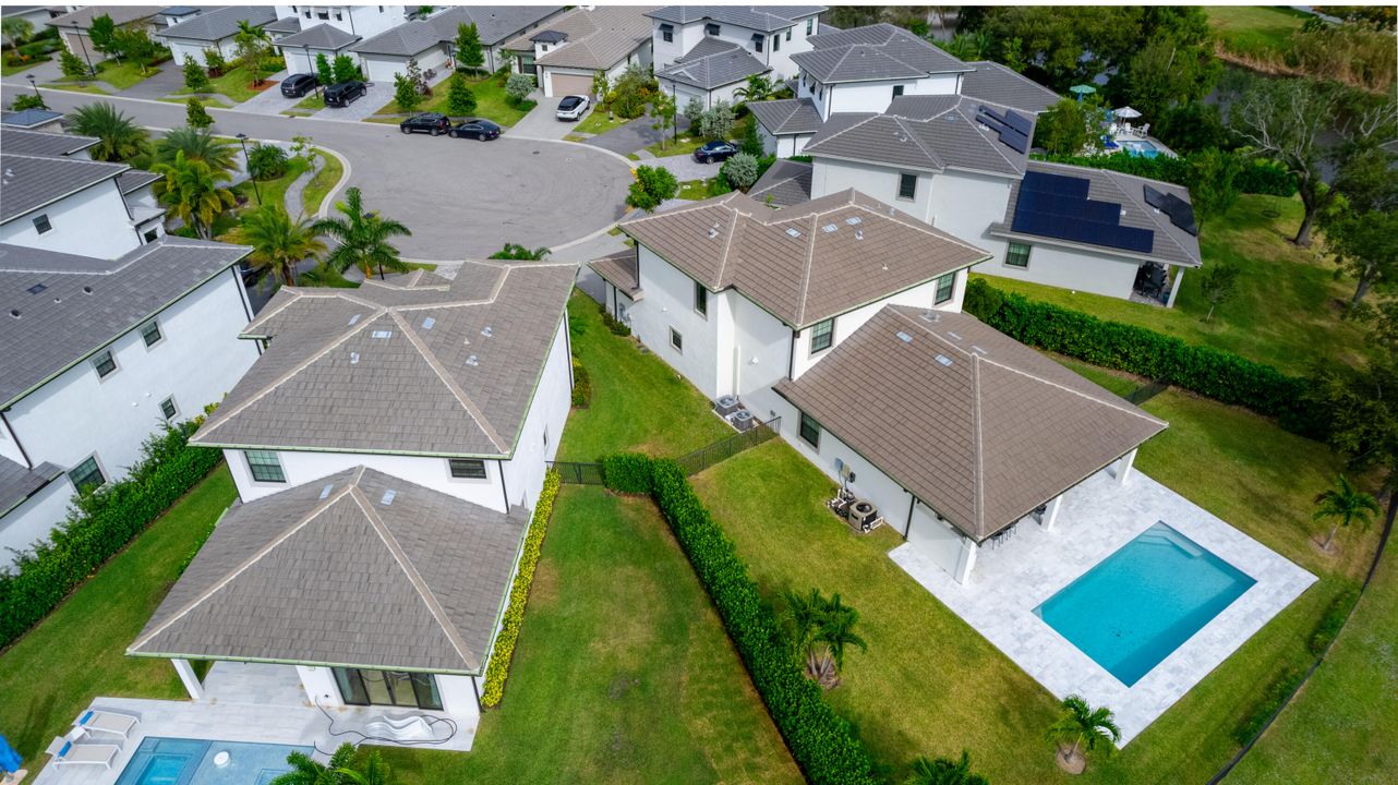 For Rent: $14,000 (4 beds, 3 baths, 3260 Square Feet)