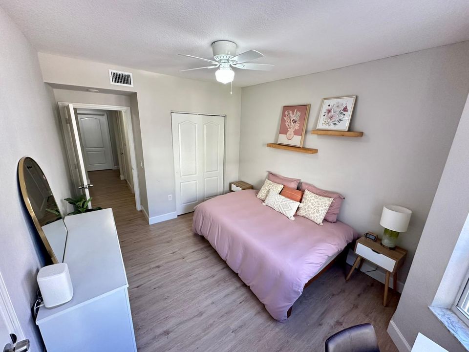 For Rent: $3,550 (3 beds, 2 baths, 1636 Square Feet)