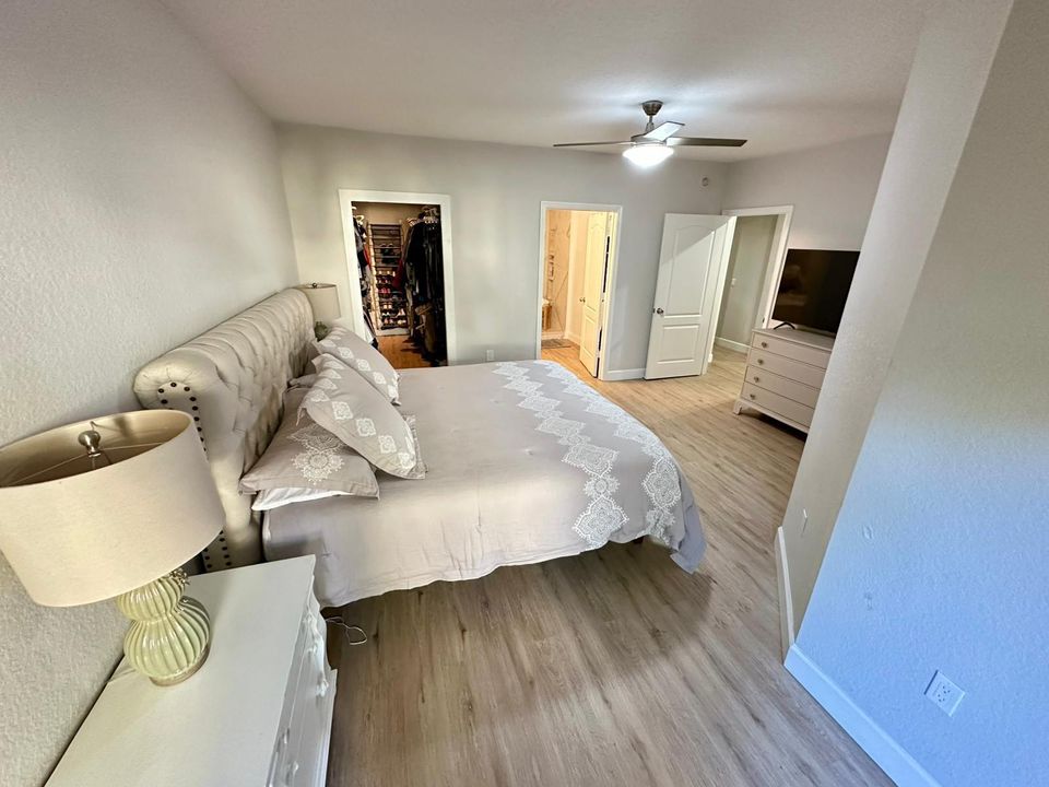 For Rent: $3,550 (3 beds, 2 baths, 1636 Square Feet)