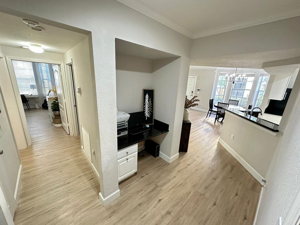 For Rent: $3,550 (3 beds, 2 baths, 1636 Square Feet)