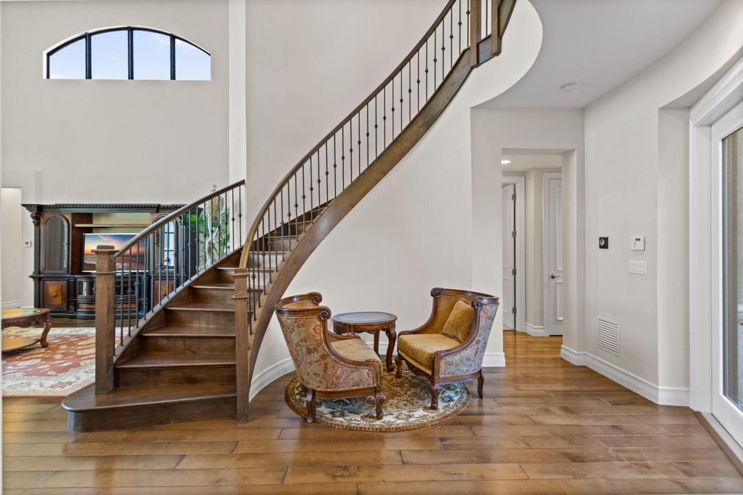 На продажу: $1,950,000 (4 спален, 5 ванн, 3932 Квадратных фут)