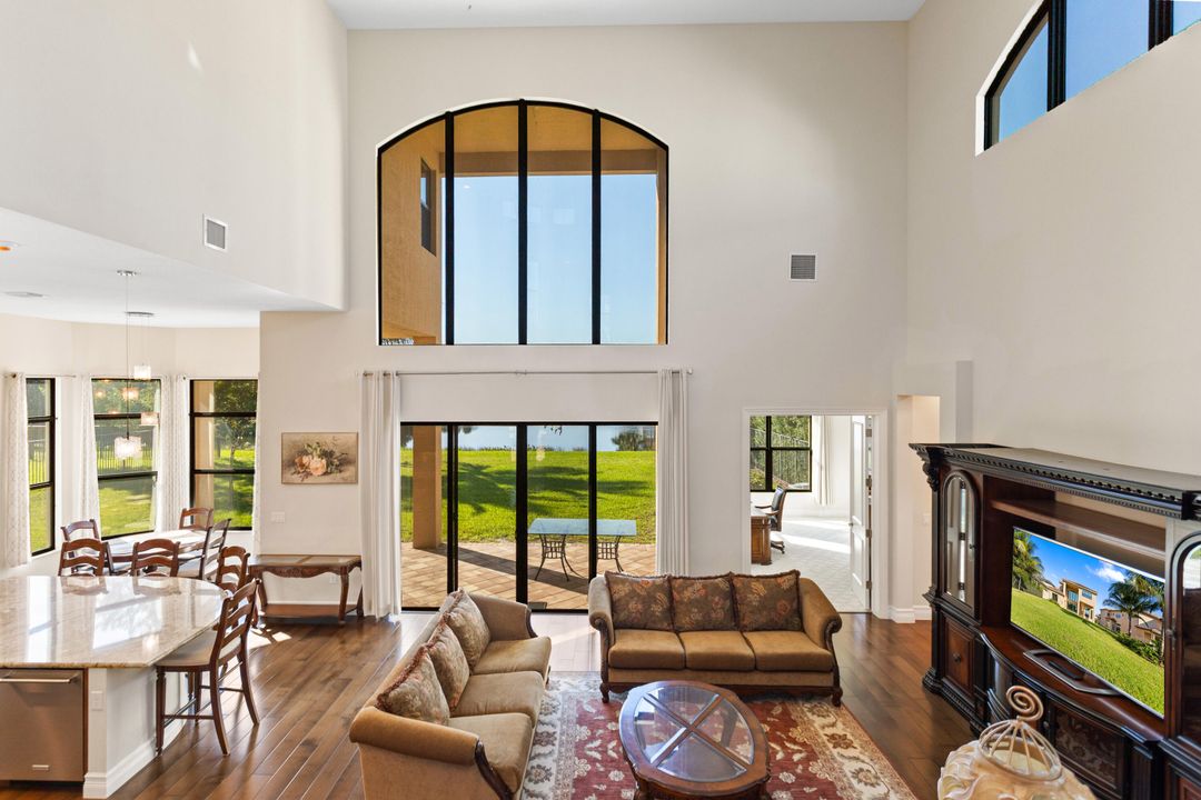 На продажу: $1,950,000 (4 спален, 5 ванн, 3932 Квадратных фут)