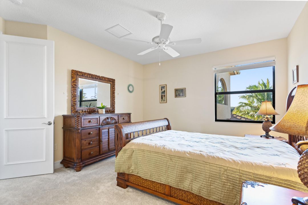 На продажу: $1,950,000 (4 спален, 5 ванн, 3932 Квадратных фут)