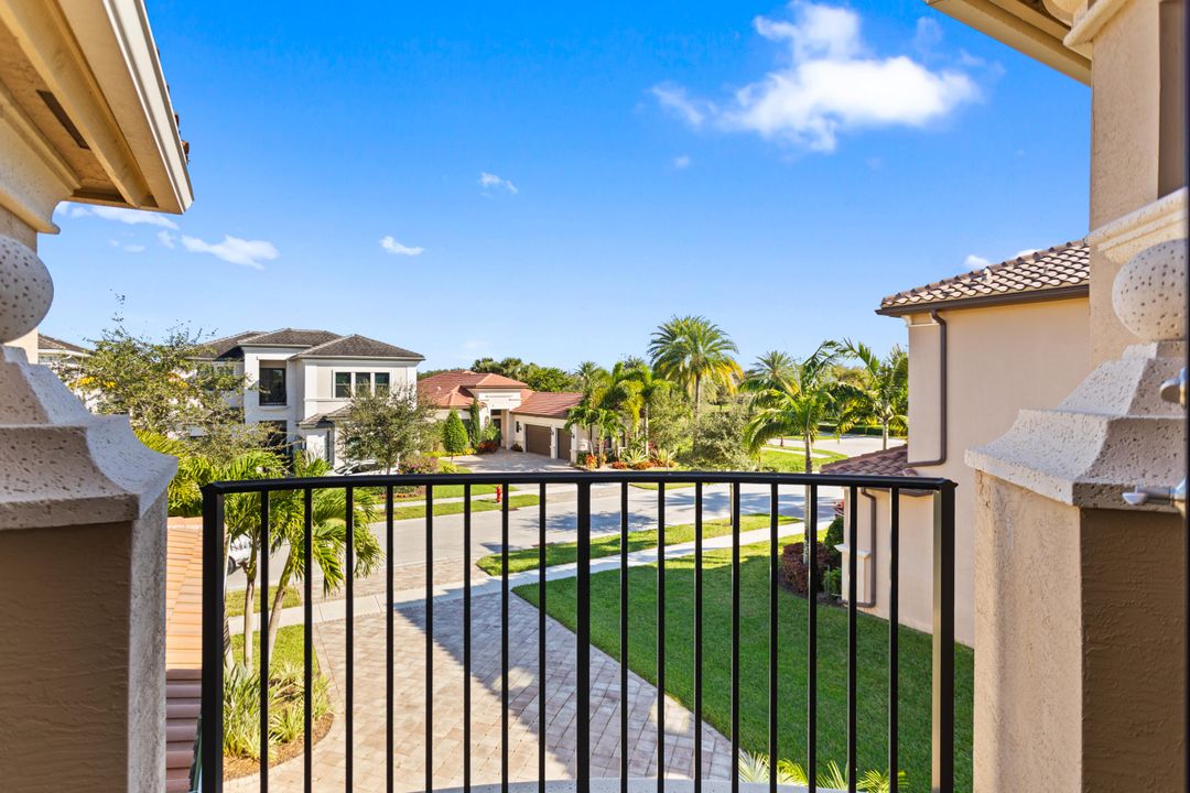 На продажу: $1,950,000 (4 спален, 5 ванн, 3932 Квадратных фут)