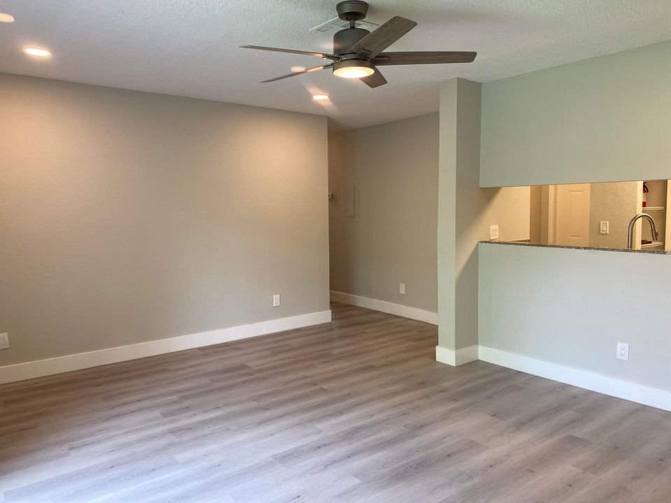 For Rent: $2,550 (3 beds, 2 baths, 1100 Square Feet)
