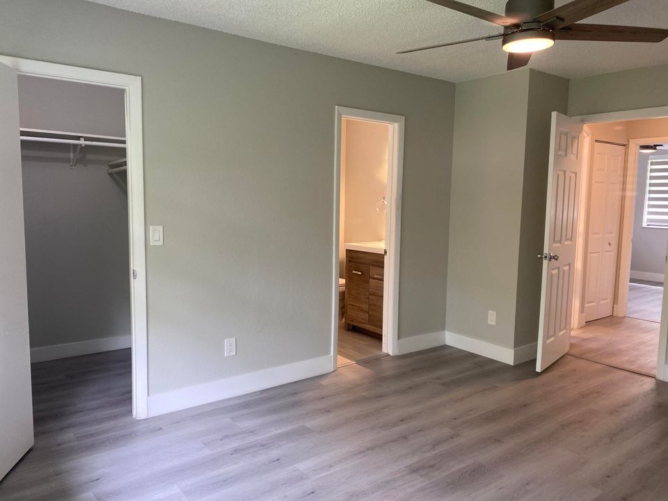 For Rent: $2,550 (3 beds, 2 baths, 1100 Square Feet)