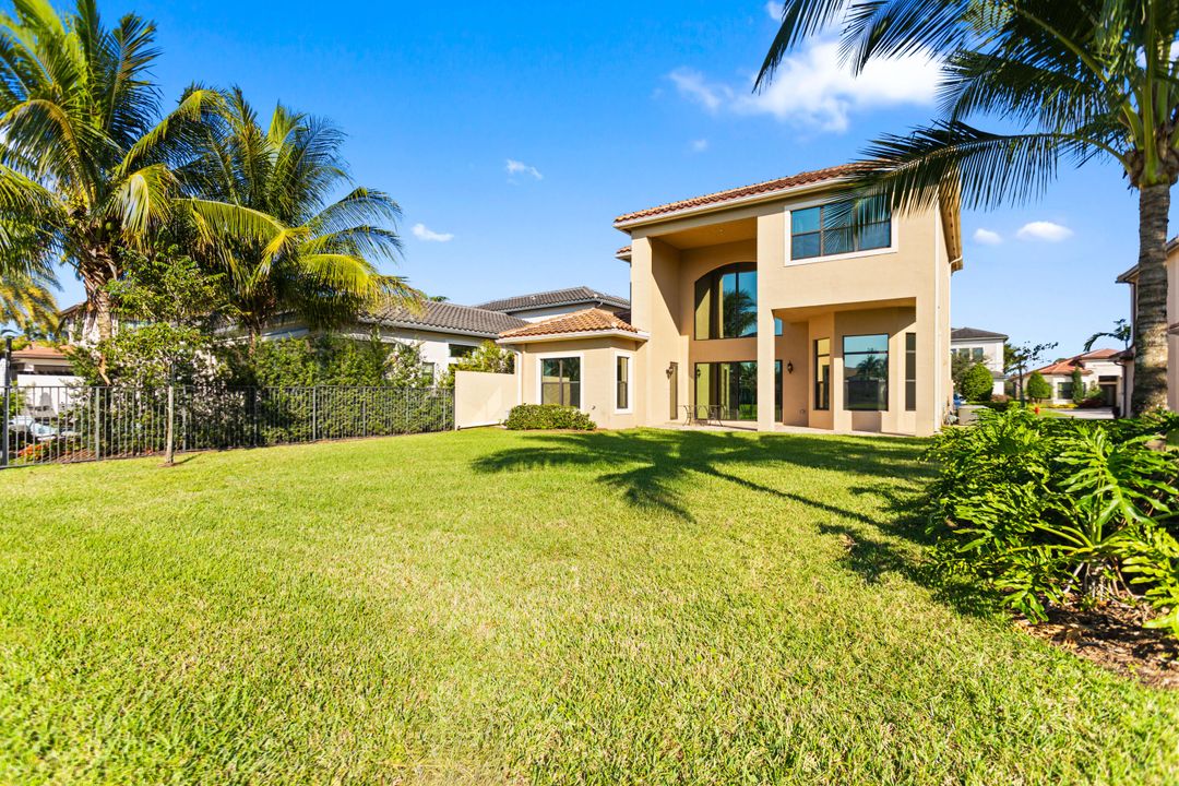 На продажу: $1,950,000 (4 спален, 5 ванн, 3932 Квадратных фут)