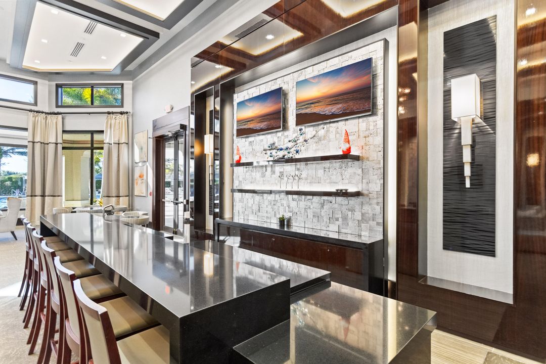 На продажу: $1,950,000 (4 спален, 5 ванн, 3932 Квадратных фут)