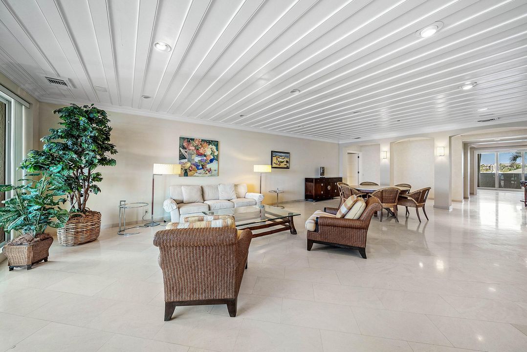 待售: $2,395,000 (3 贝兹, 4 浴室, 2762 平方英尺)