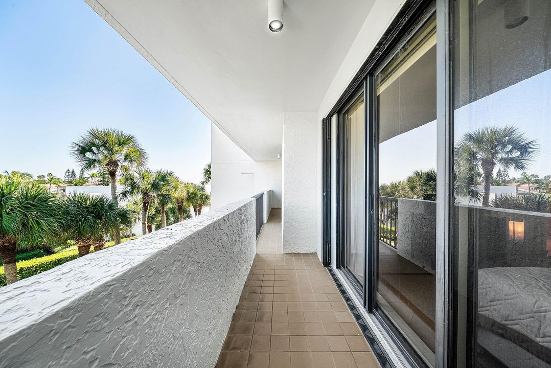 待售: $2,395,000 (3 贝兹, 4 浴室, 2762 平方英尺)