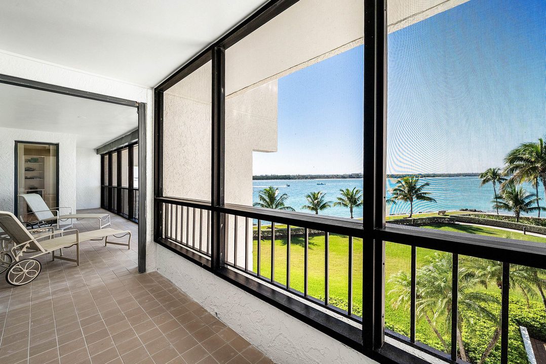 待售: $2,395,000 (3 贝兹, 4 浴室, 2762 平方英尺)