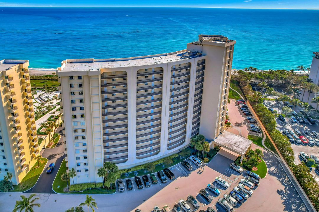 待售: $729,000 (2 贝兹, 2 浴室, 1270 平方英尺)