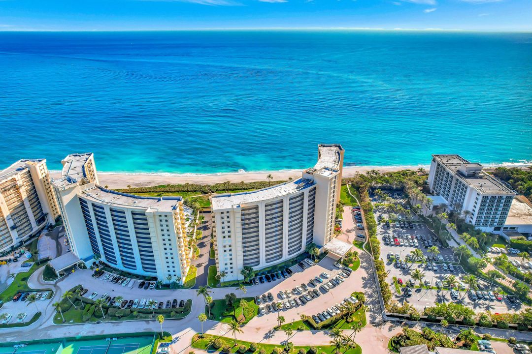 待售: $729,000 (2 贝兹, 2 浴室, 1270 平方英尺)