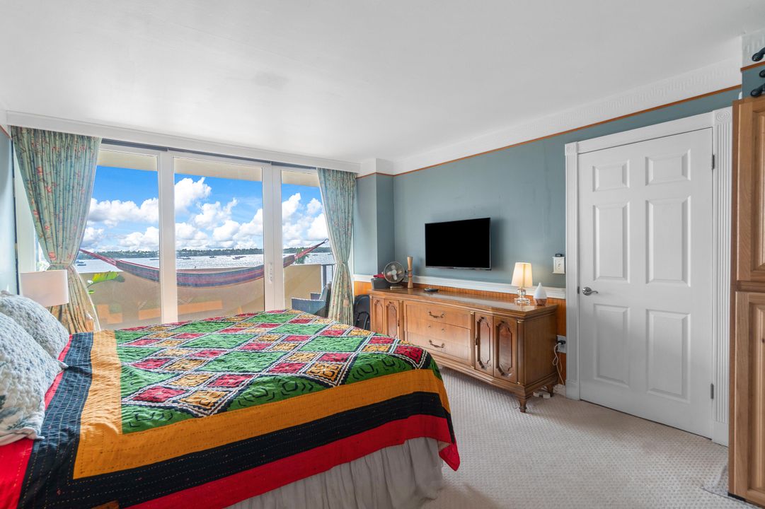 For Rent: $2,800 (2 beds, 2 baths, 1170 Square Feet)