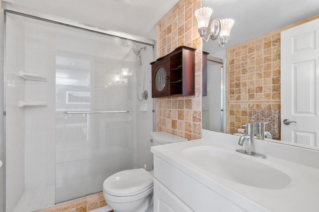 For Rent: $2,800 (2 beds, 2 baths, 1170 Square Feet)