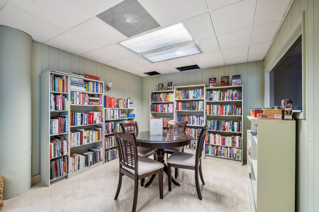 For Rent: $2,800 (2 beds, 2 baths, 1170 Square Feet)