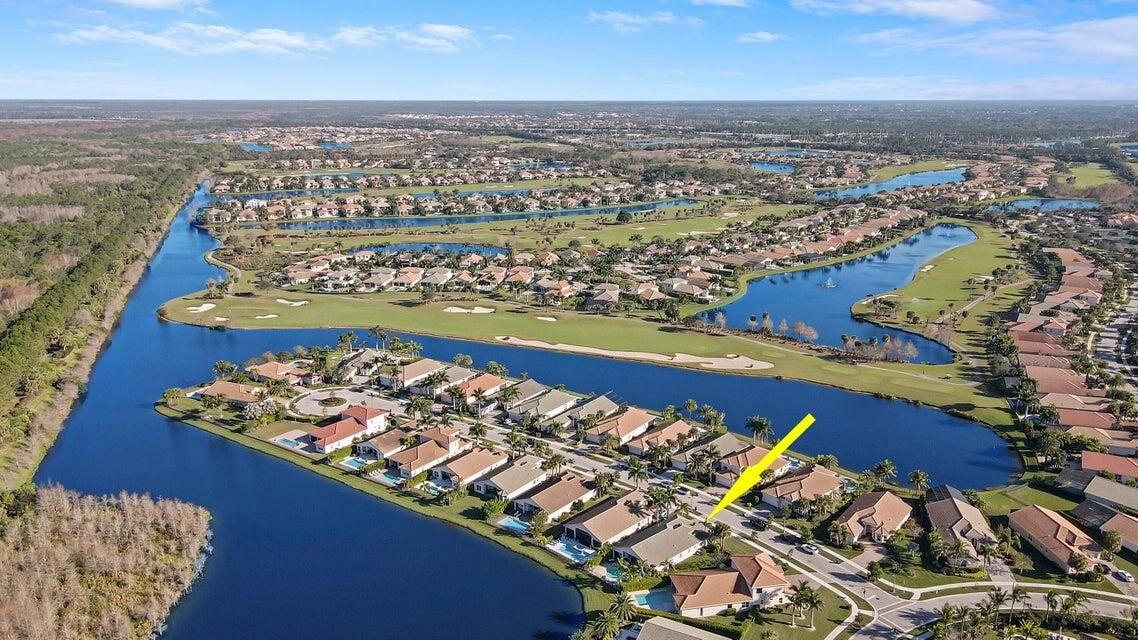 For Rent: $9,750 (3 beds, 2 baths, 2570 Square Feet)