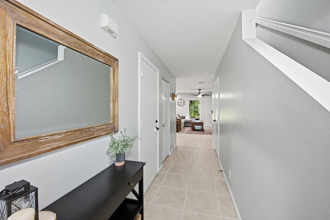 待售: $339,900 (2 贝兹, 2 浴室, 1308 平方英尺)