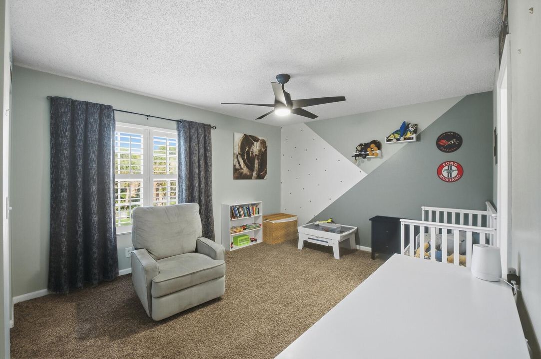 待售: $339,900 (2 贝兹, 2 浴室, 1308 平方英尺)