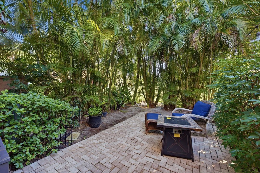 待售: $339,900 (2 贝兹, 2 浴室, 1308 平方英尺)