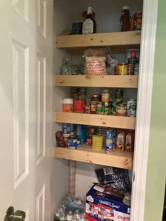 En Venta: $300,900 (3 camas, 2 baños, 1065 Pies cuadrados)