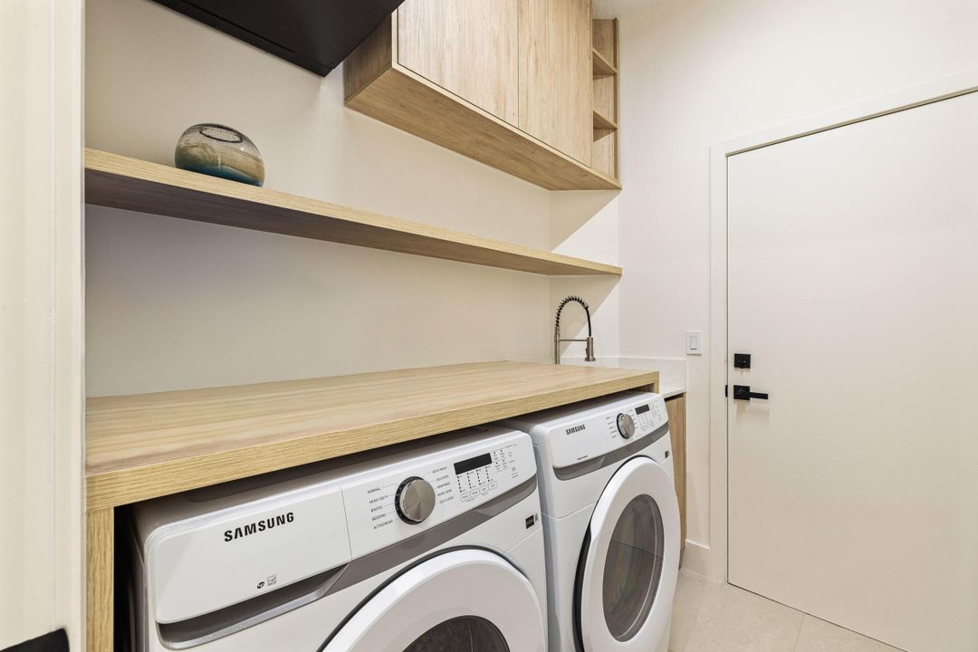 待售: $2,495,000 (4 贝兹, 3 浴室, 2671 平方英尺)