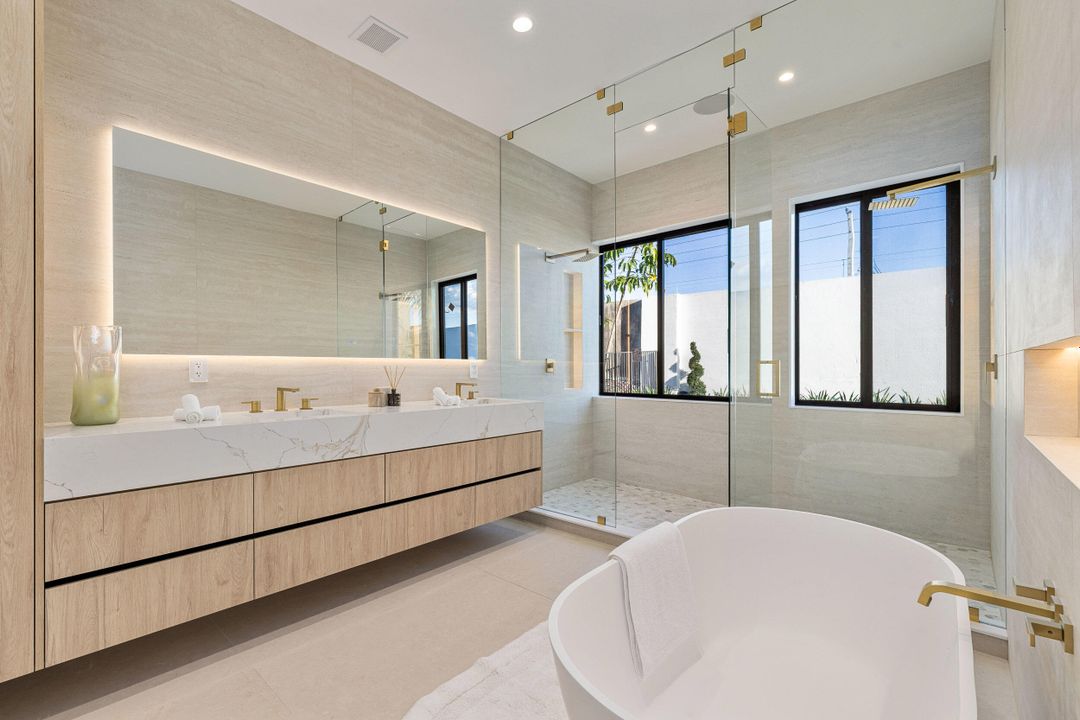 待售: $2,495,000 (4 贝兹, 3 浴室, 2671 平方英尺)