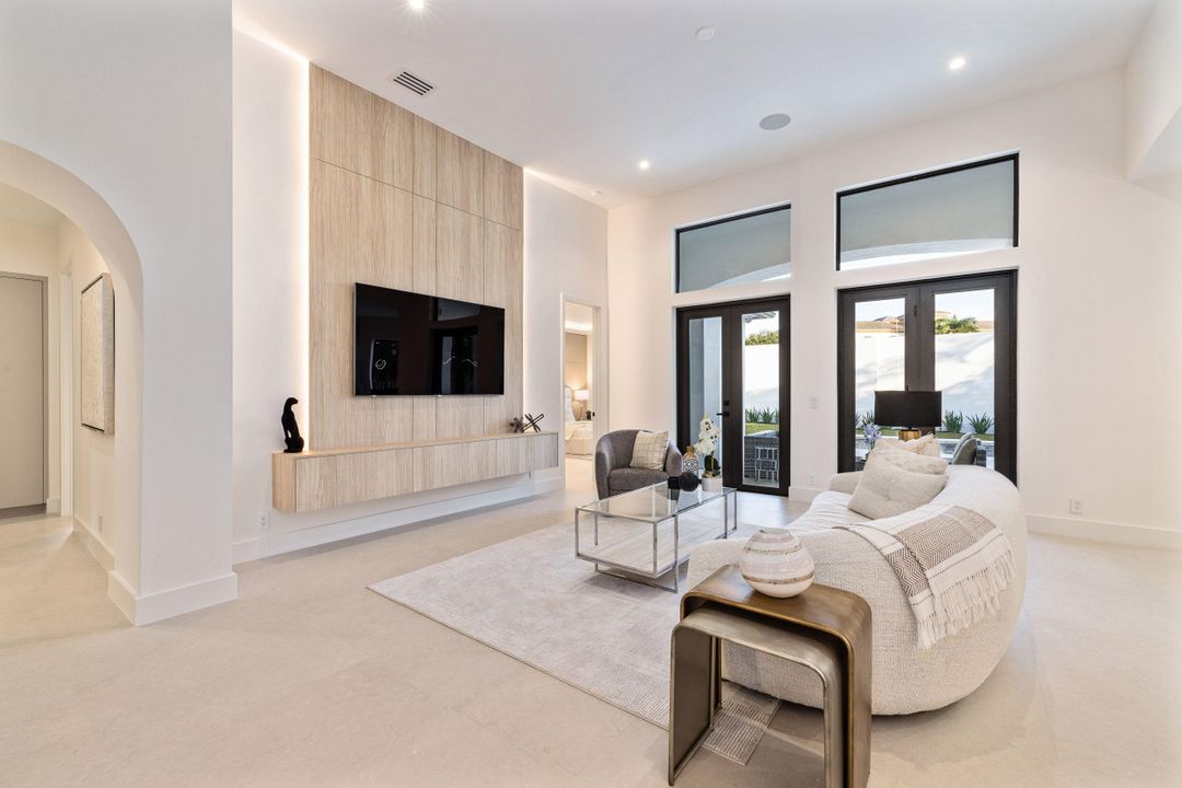 待售: $2,495,000 (4 贝兹, 3 浴室, 2671 平方英尺)