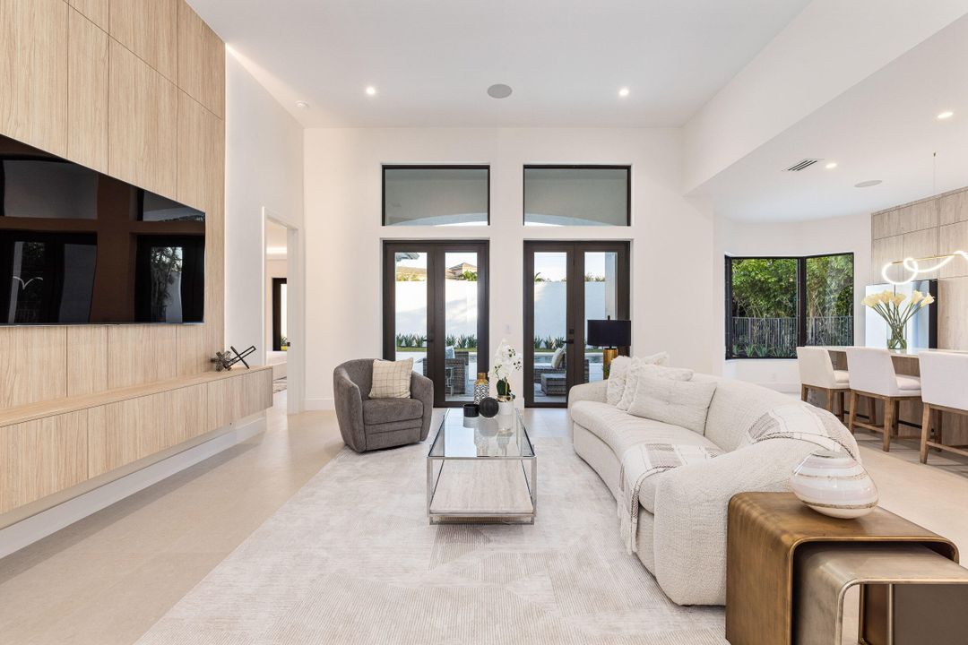 待售: $2,495,000 (4 贝兹, 3 浴室, 2671 平方英尺)