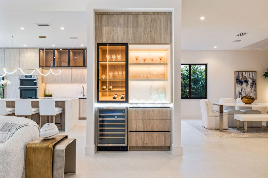 待售: $2,495,000 (4 贝兹, 3 浴室, 2671 平方英尺)