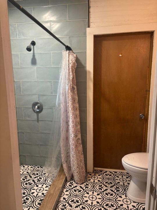 En Venta: $300,900 (3 camas, 2 baños, 1065 Pies cuadrados)