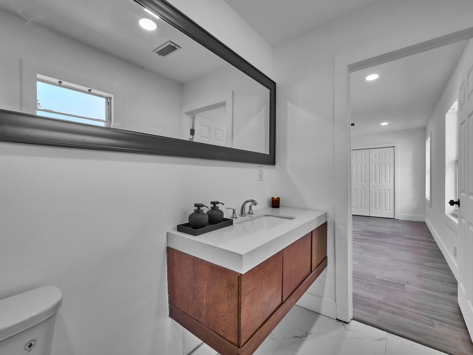 待售: $425,000 (3 贝兹, 2 浴室, 1667 平方英尺)