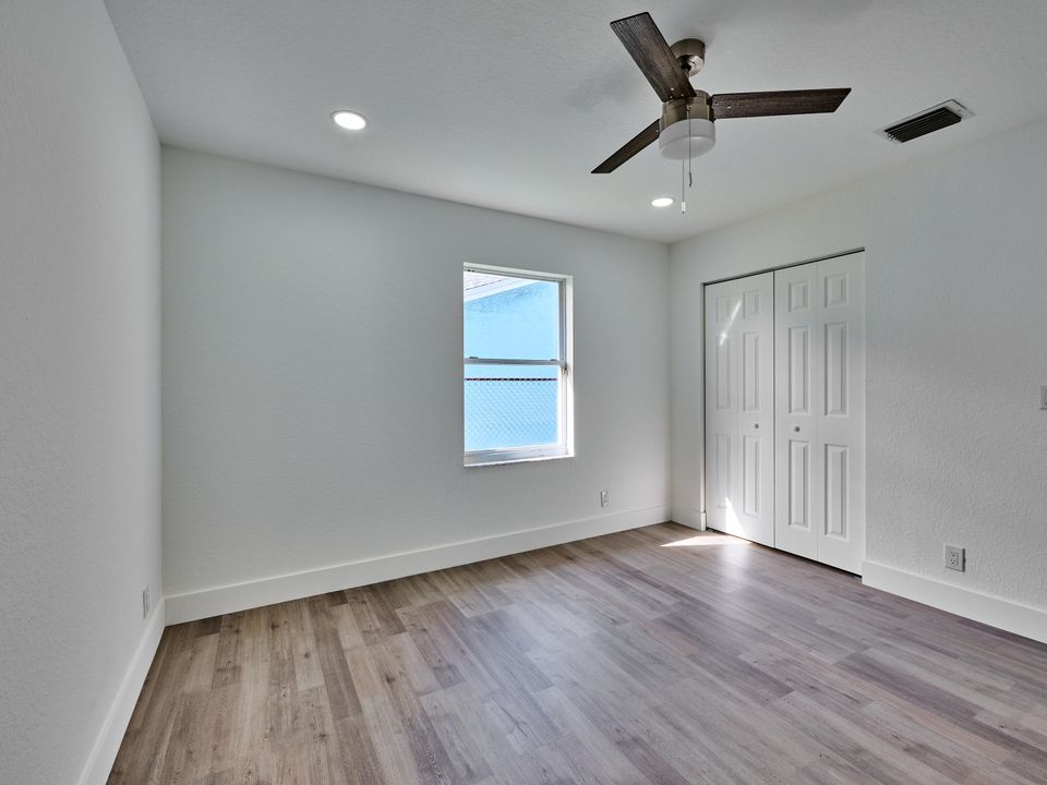 待售: $425,000 (3 贝兹, 2 浴室, 1667 平方英尺)