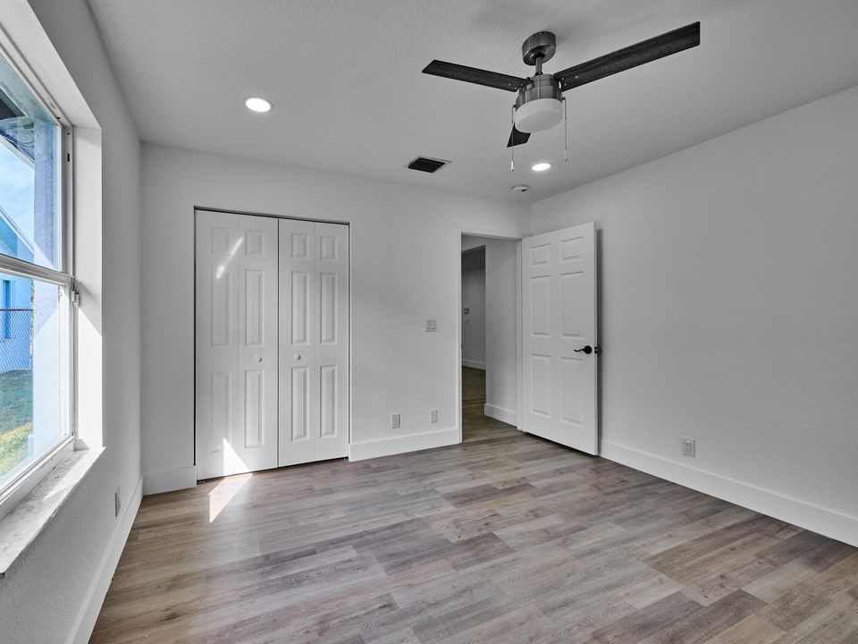 待售: $425,000 (3 贝兹, 2 浴室, 1667 平方英尺)