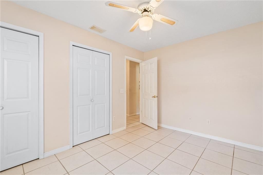 For Sale: $235,000 (3 beds, 2 baths, 1302 Square Feet)