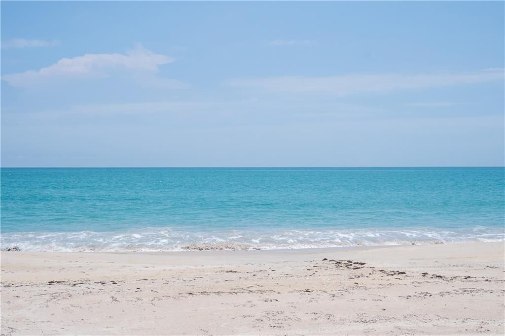 En Venta: $949,000 (4 camas, 3 baños, 2496 Pies cuadrados)