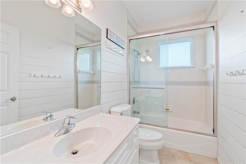 En Venta: $949,000 (4 camas, 3 baños, 2496 Pies cuadrados)