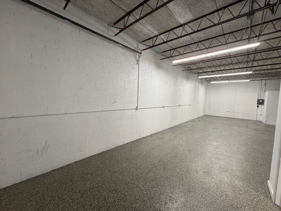 For Sale: $27 (0 beds, 0 baths, 10000 Square Feet)