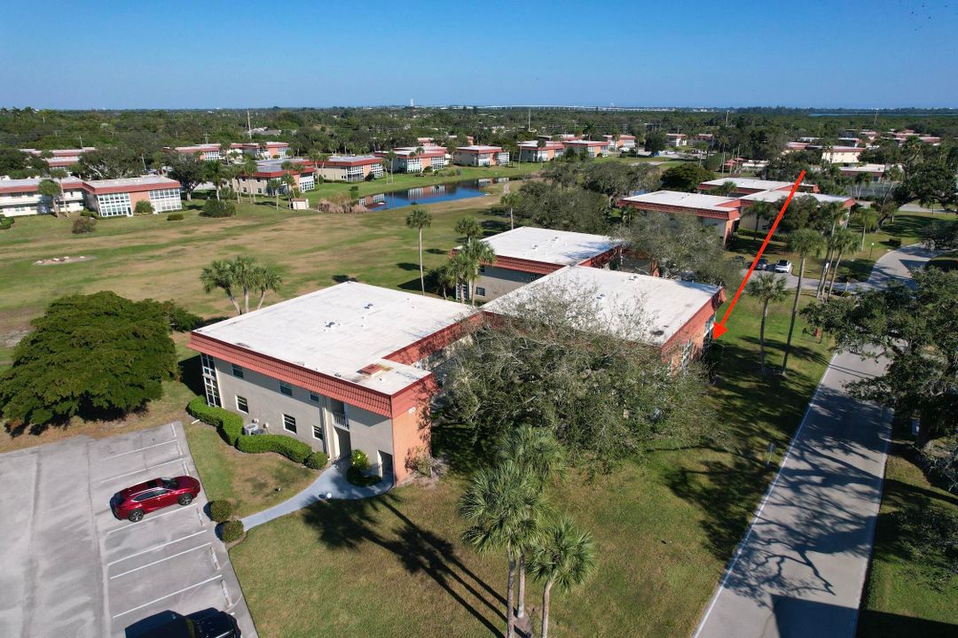 待售: $110,000 (1 贝兹, 1 浴室, 750 平方英尺)