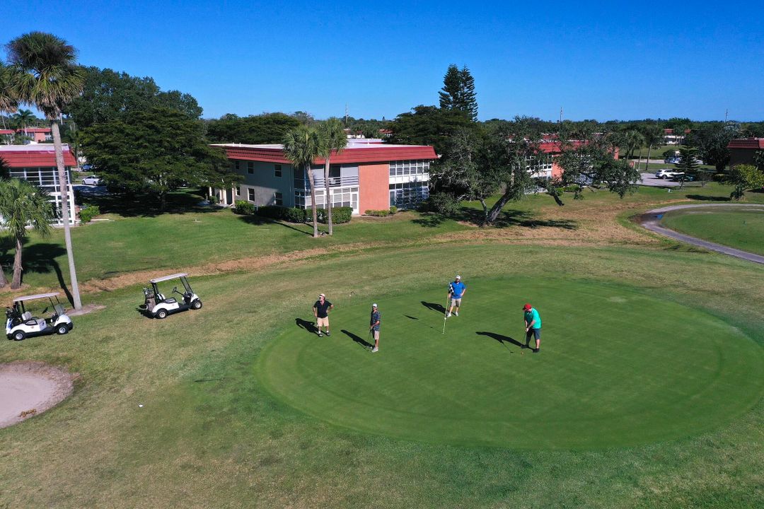 待售: $110,000 (1 贝兹, 1 浴室, 750 平方英尺)