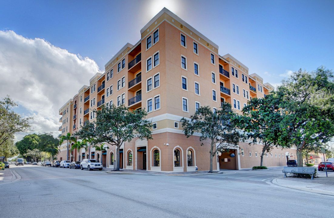 На продажу: $450,000 (3 спален, 2 ванн, 1338 Квадратных фут)