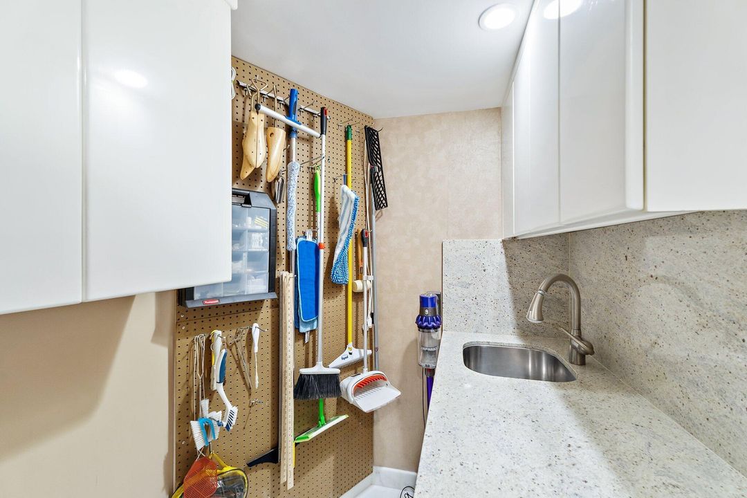 En Renta: $6,450 (2 camas, 2 baños, 2069 Pies cuadrados)