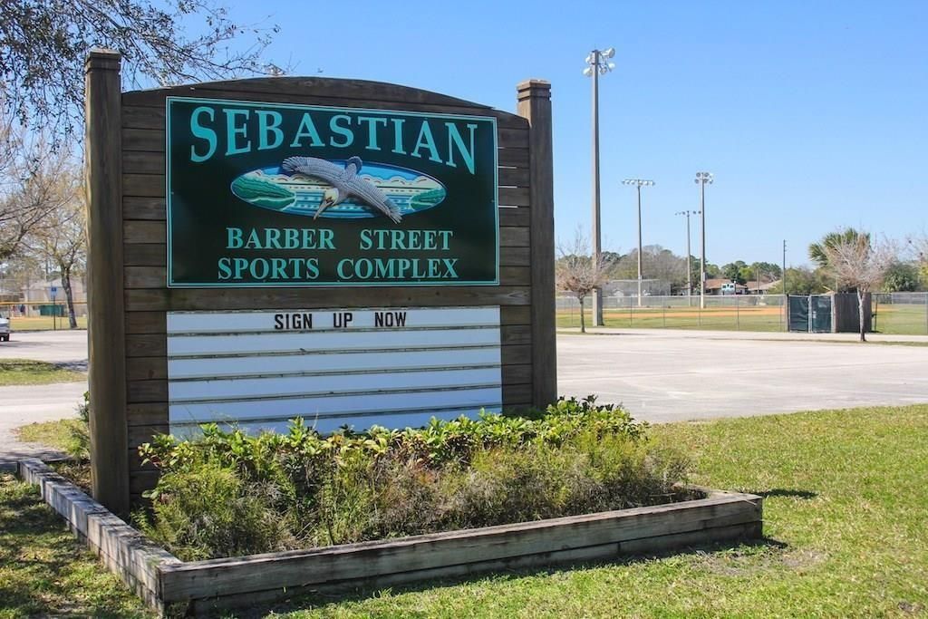 В аренду: $1,800 (2 спален, 1 ванн, 936 Квадратных фут)