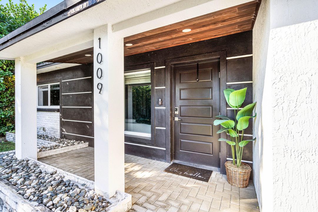 En Venta: $449,000 (2 camas, 2 baños, 1309 Pies cuadrados)